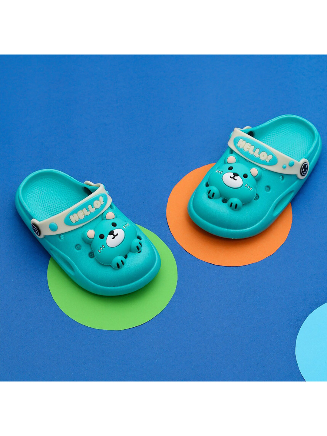 

Yellow Bee Boys Green & White Clogs Sandals