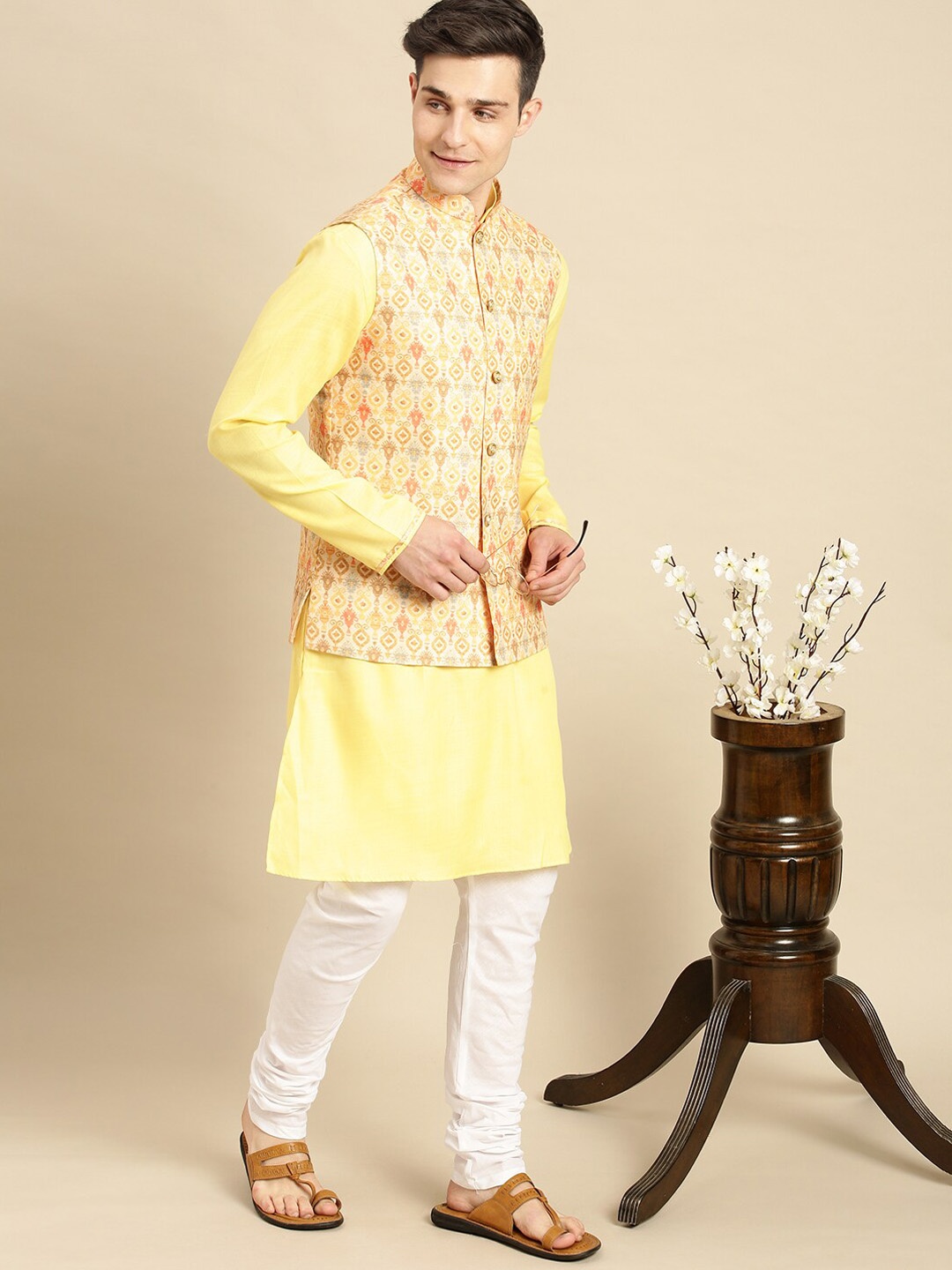 

Sanwara Men Yellow Printed Woven Nehru Jackets