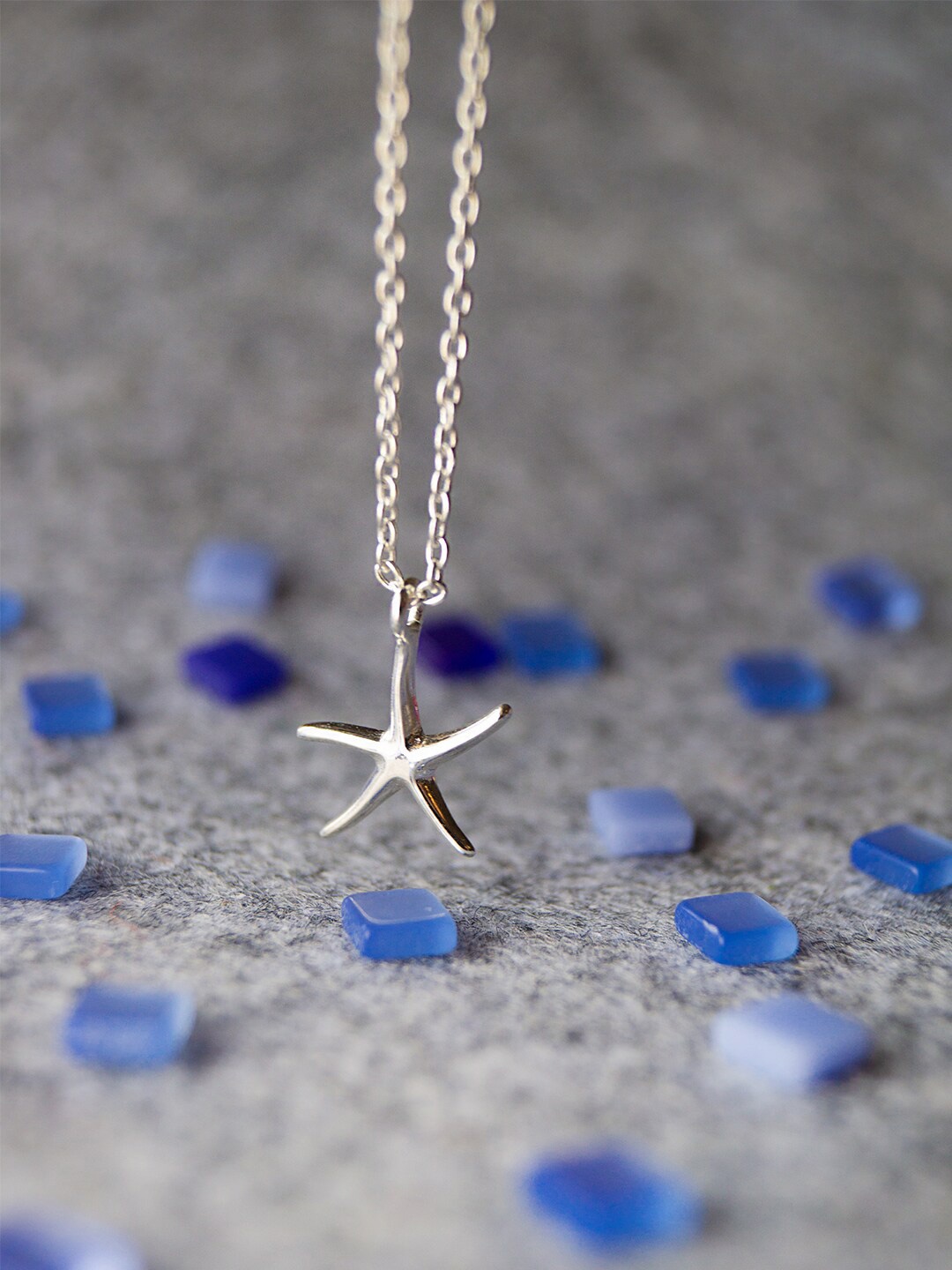 

MANNASH 925 Sterling Silver Rhodium-Plated Necklace