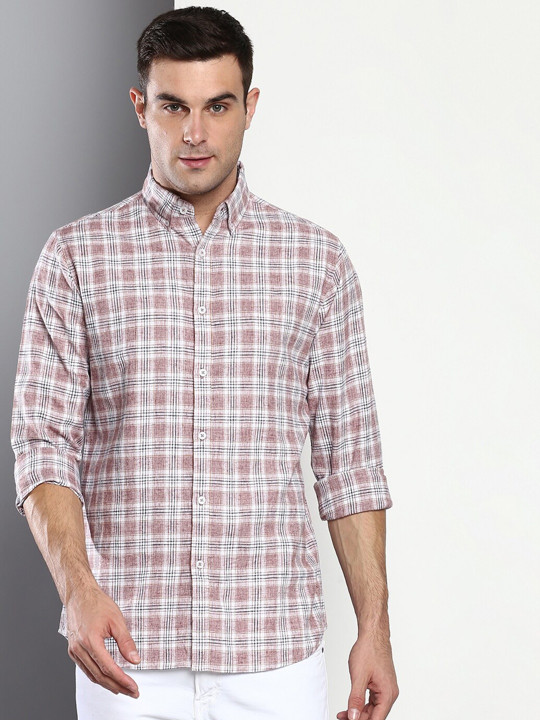 

Dennis Lingo Men Brown & White Slim Fit Tartan Checked Cotton Linen Casual Shirt