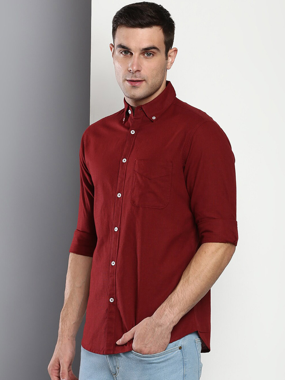 

Dennis Lingo Men Maroon Slim Fit Casual Shirt