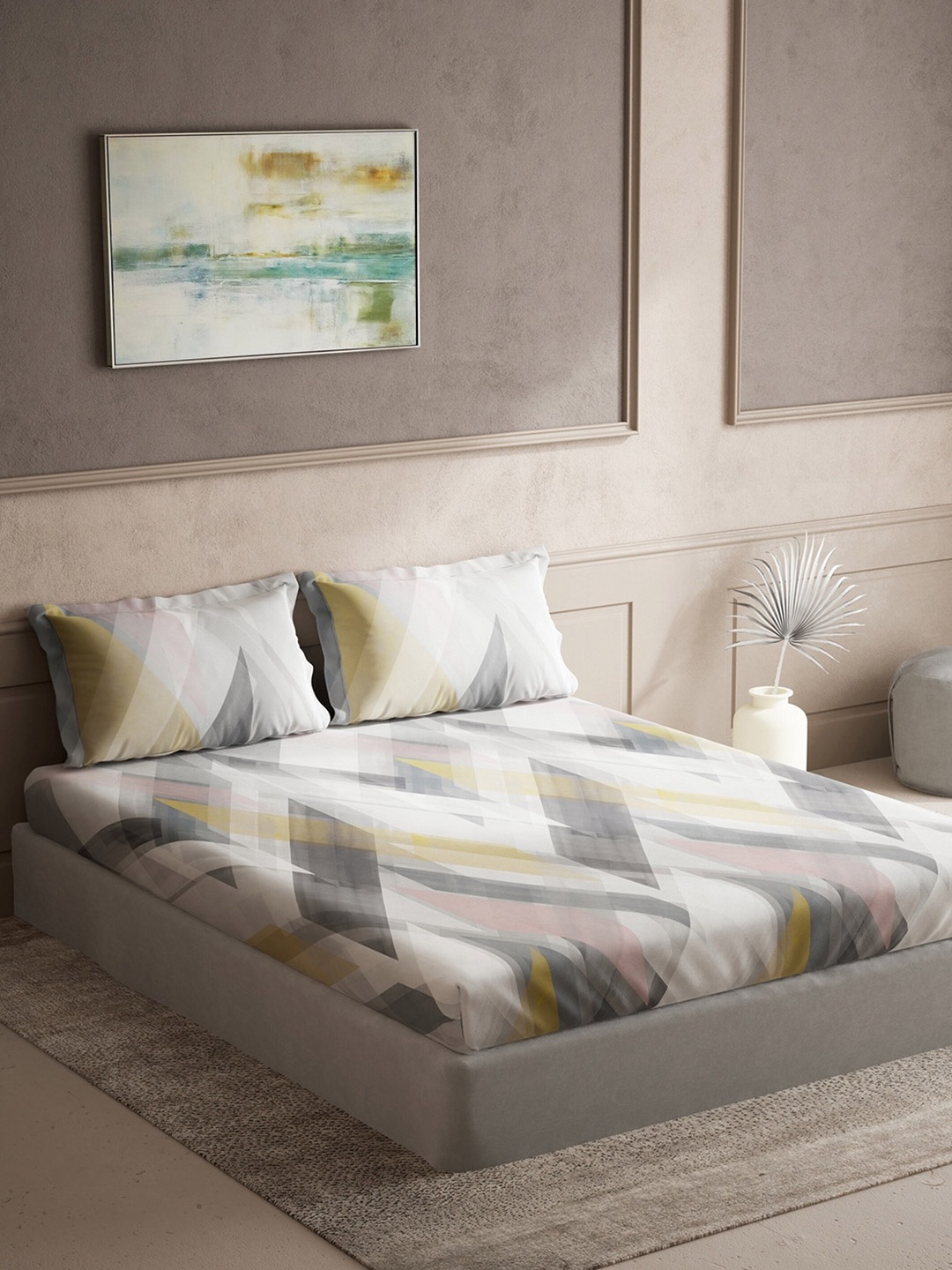 

DDecor Grey & White Geometric 144 TC Cotton King Bedsheet with 2 Pillow Covers