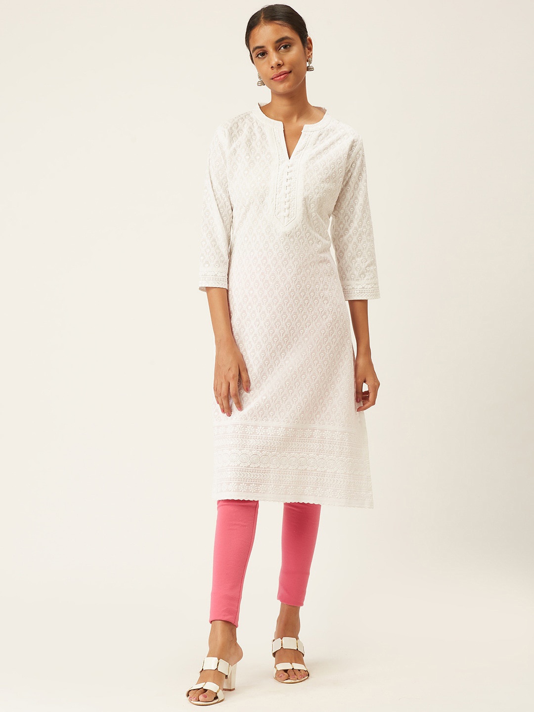 

ZOLA Women White Geometric Embroidered Cotton Kurta