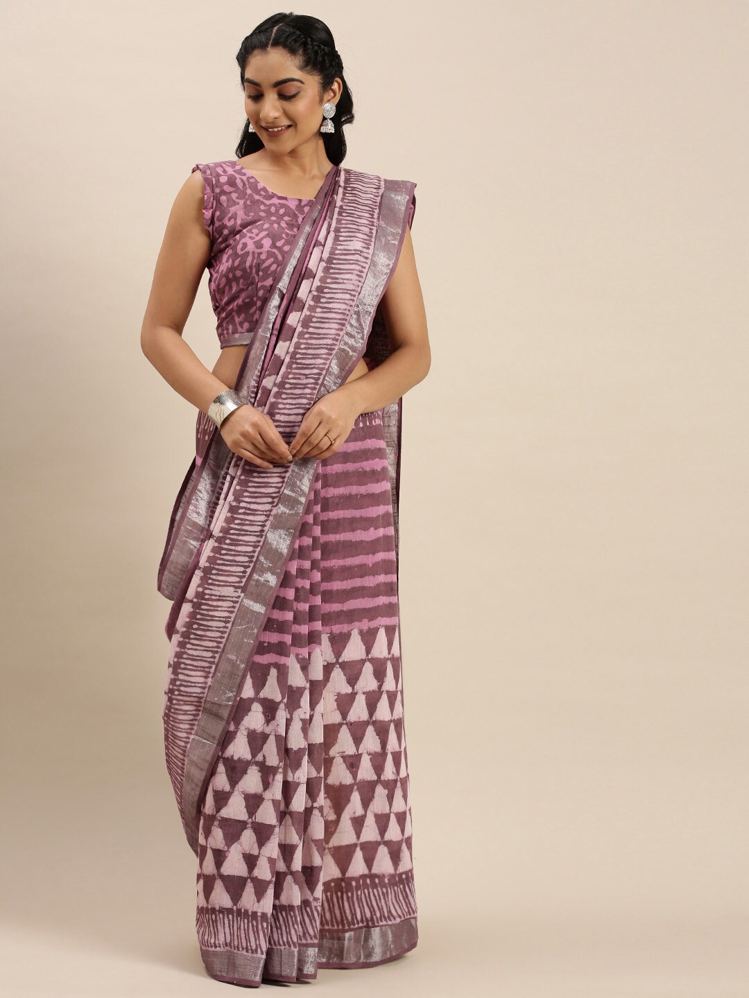 

Shaily Purple & White Zari Linen Blend Saree