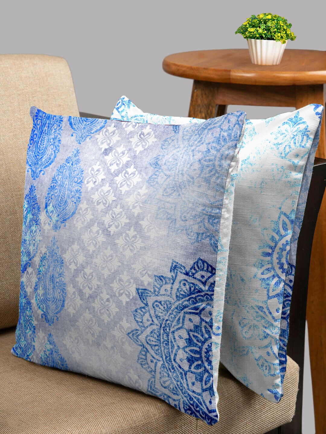 

HOUZZCODE Blue & White Set of 2 Ethnic Motifs Printed Square Cushion Covers