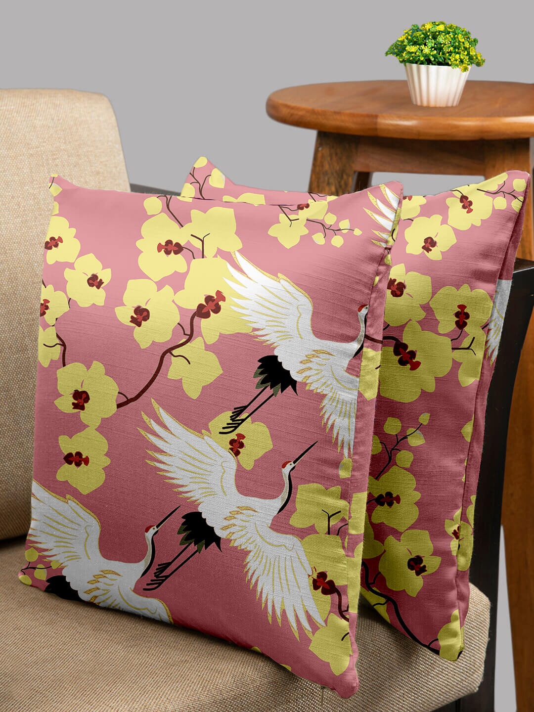 

HOUZZCODE Pink & White Set of 2 Floral Square Cushion Covers