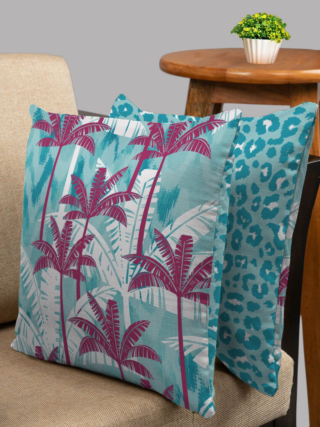 

HOUZZCODE Turquoise Blue & Pink Set of 2 Floral Square Cushion Covers