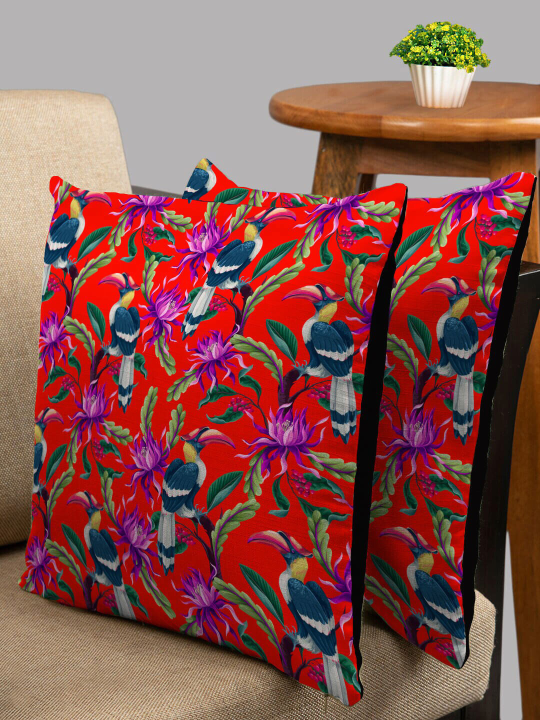

HOUZZCODE Set of 2 Red & Black Floral Square Cushion Covers