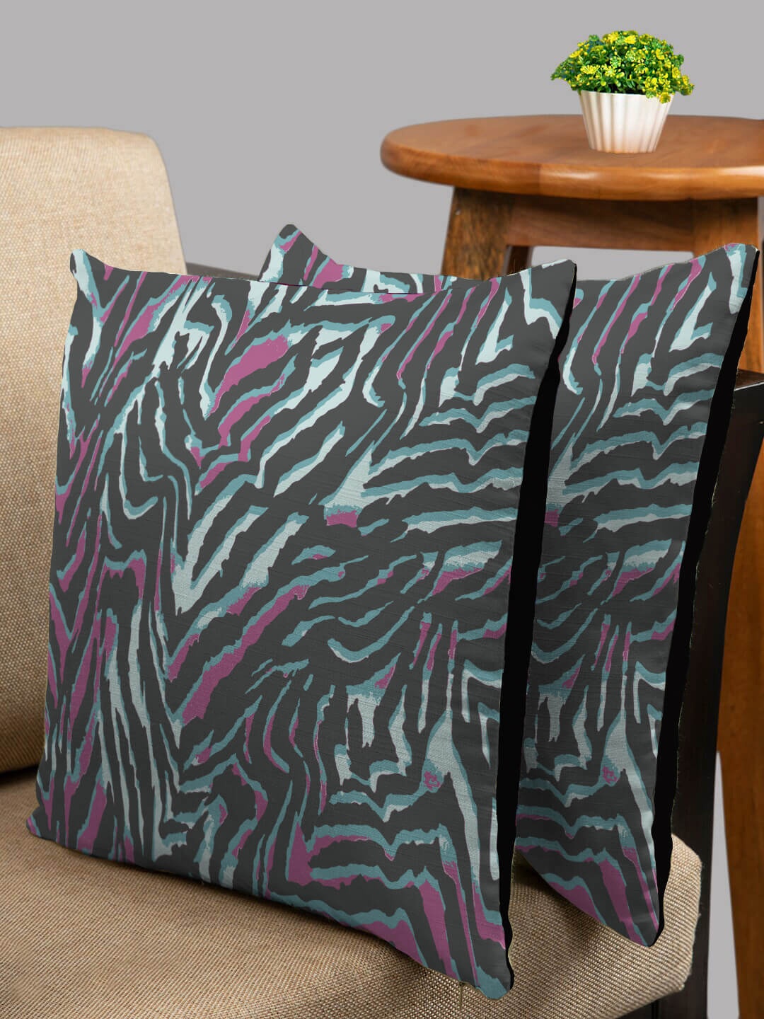 

HOUZZCODE Blue & Pink Set of 2 Abstract Square Cushion Covers