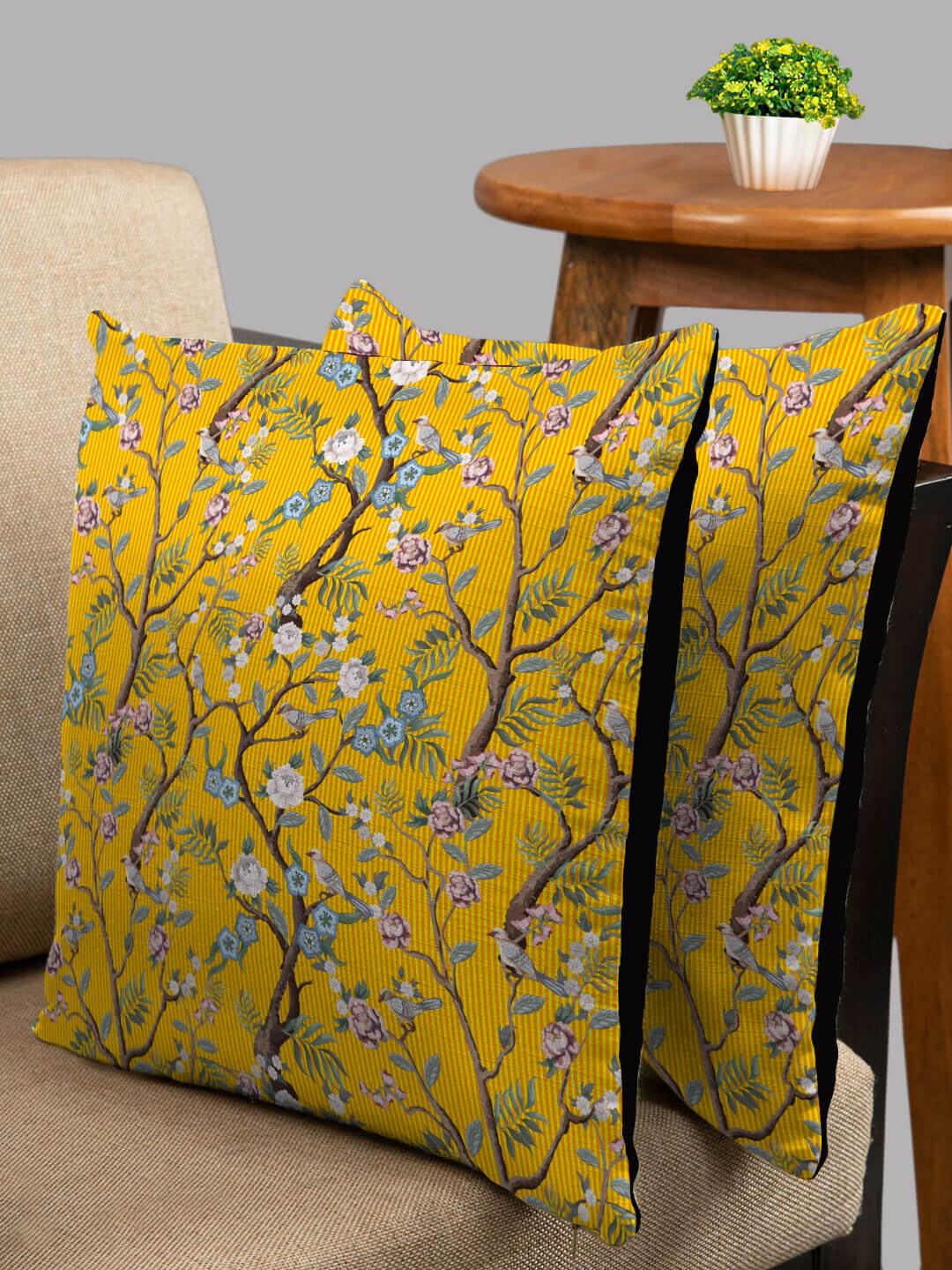 

HOUZZCODE Yellow & Black Set of 2 Floral Square Cushion Covers