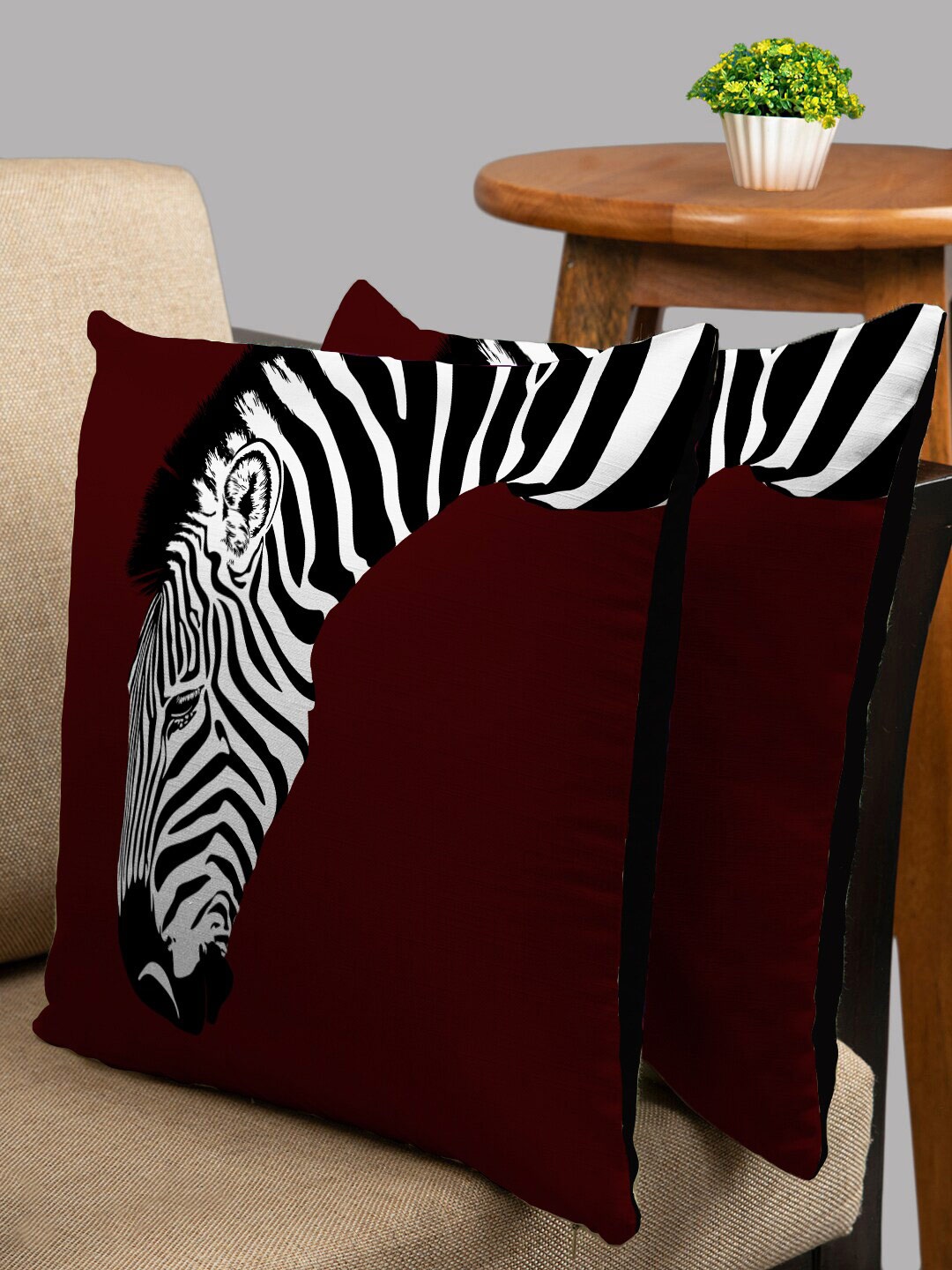 

HOUZZCODE Maroon & White Set of 2 Abstract Square Cushion Covers