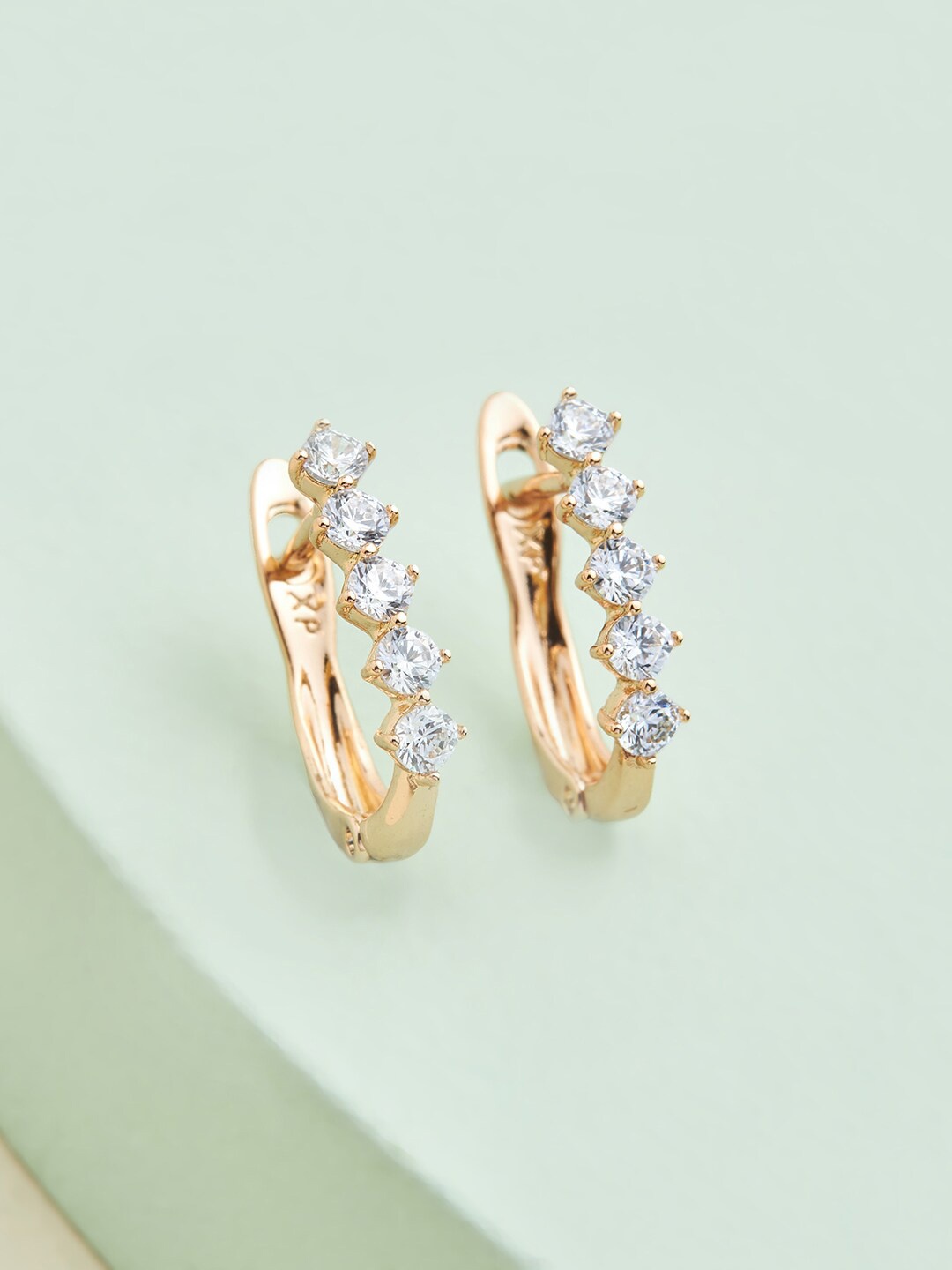 

Kushal's Fashion Jewellery White Contemporary Studs Earrings