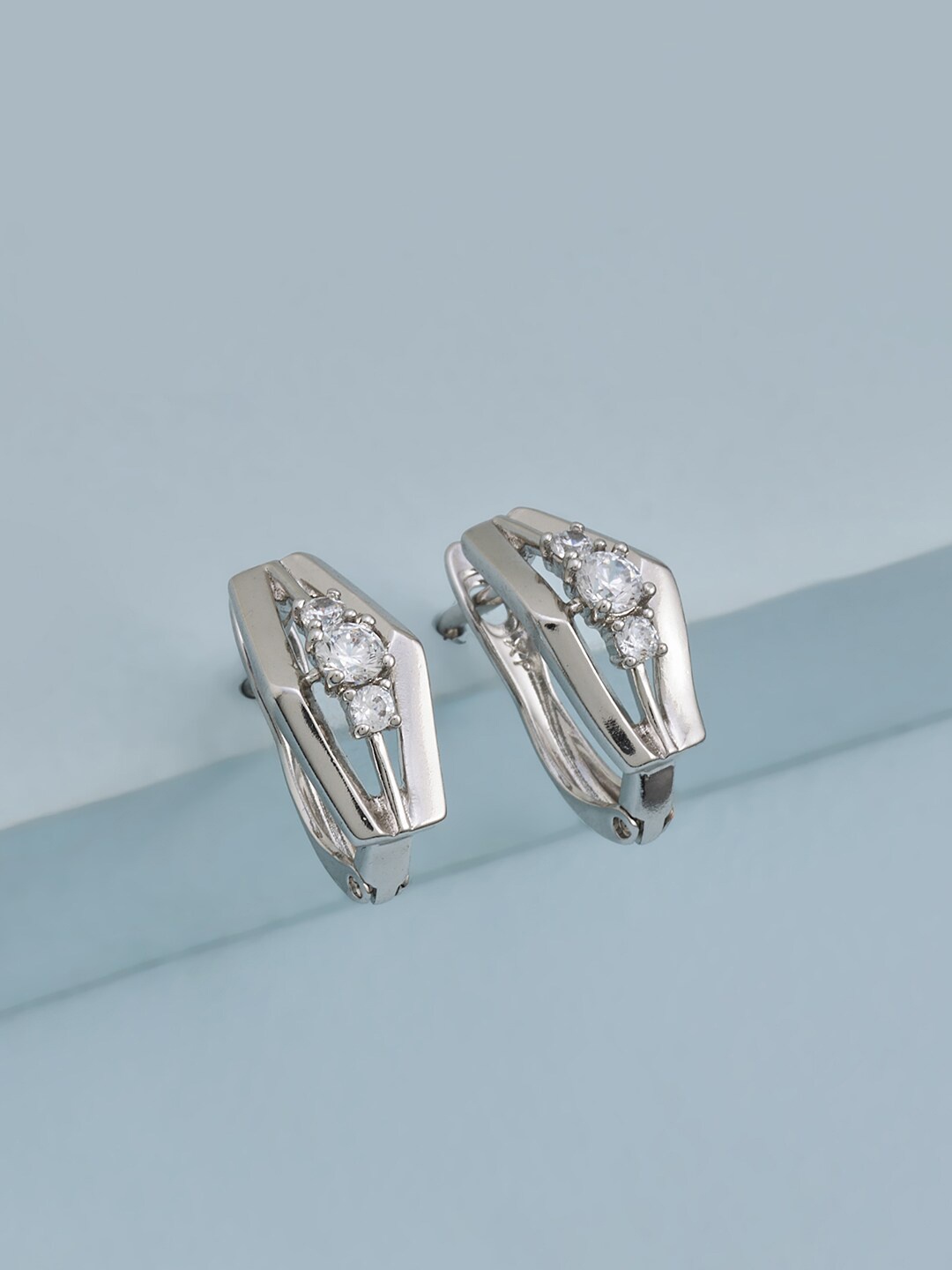 

Kushal's Fashion Jewellery Rhodium-Plated White Contemporary Studs