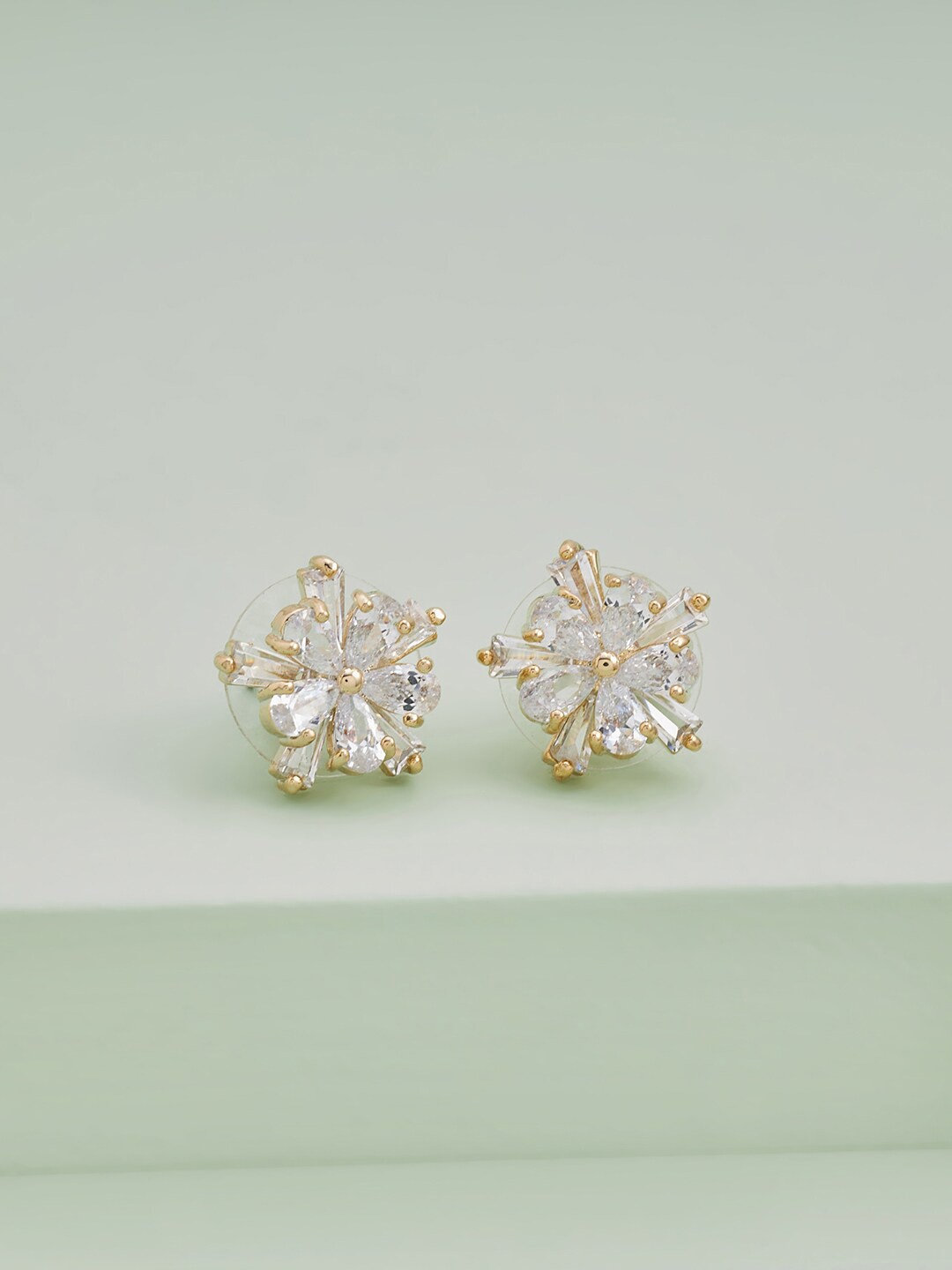 

Kushal's Fashion Jewellery White & Gold-Plated Floral Studs