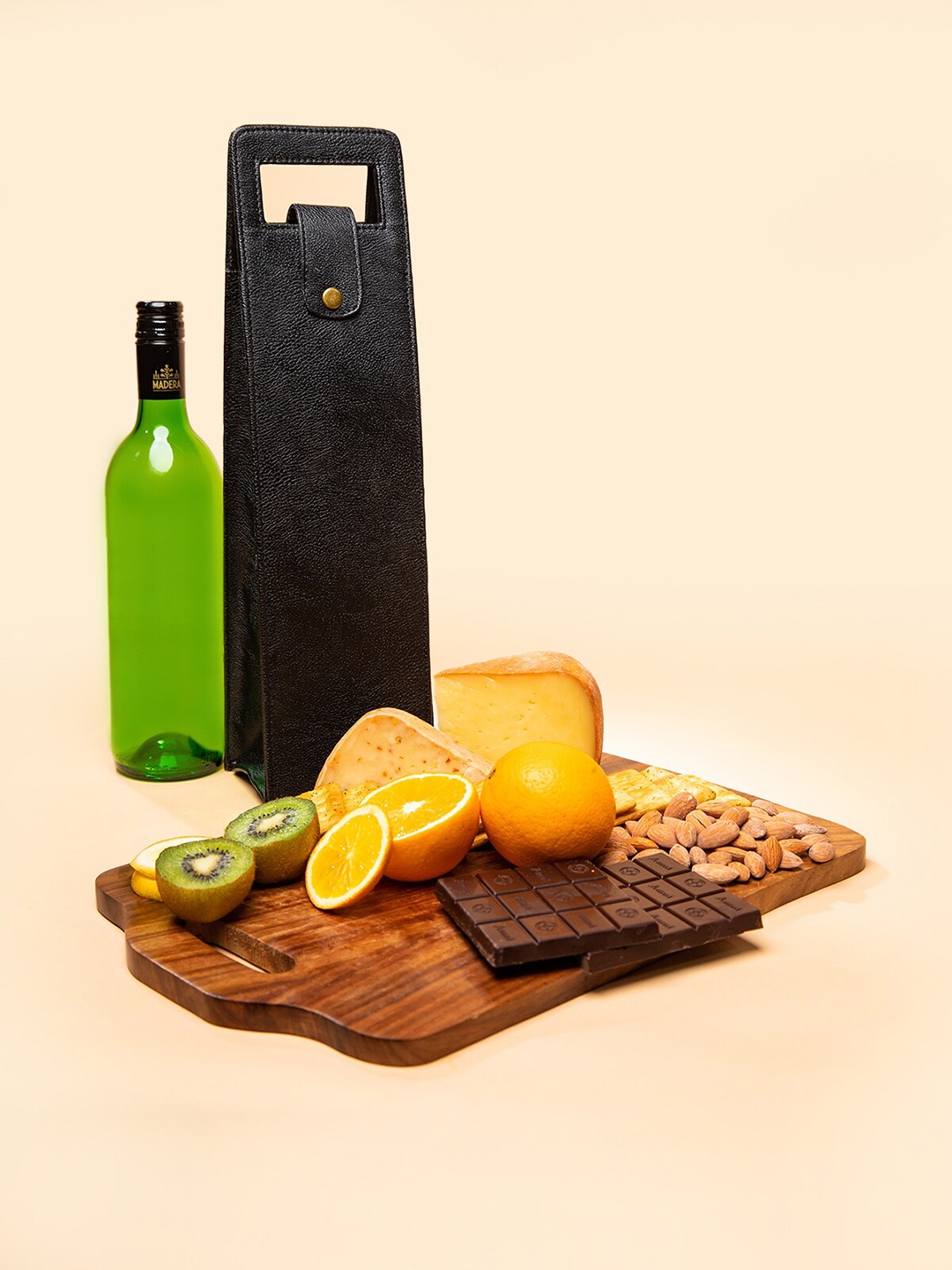 

MensXP Black Solid Wine Bag