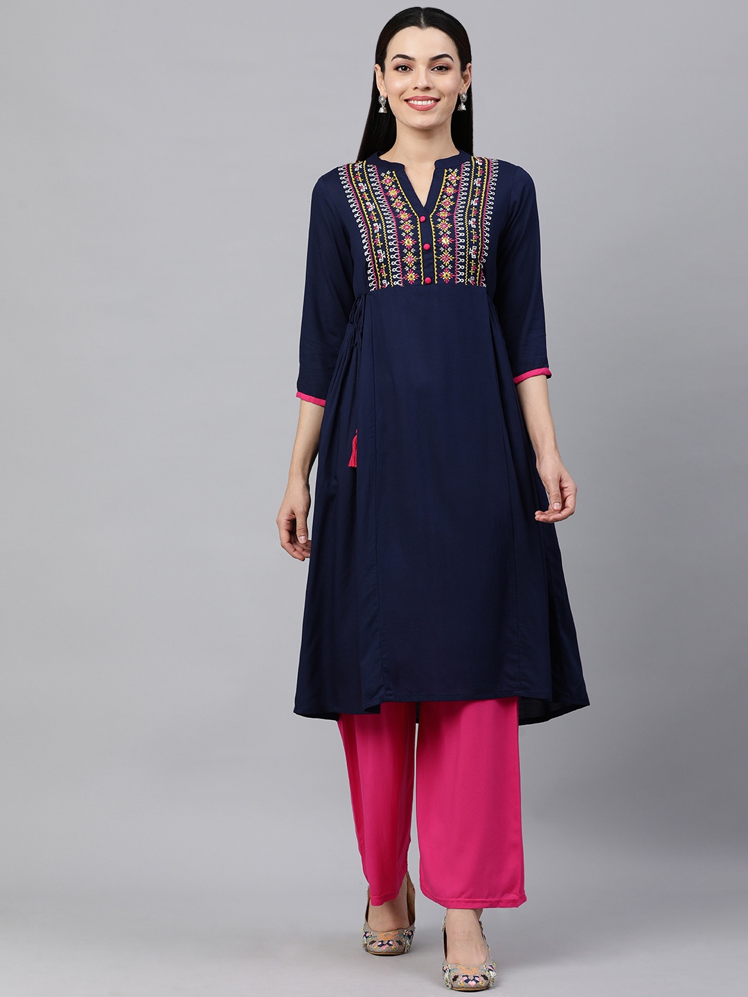 

KALINI Women Navy Blue Ethnic Motifs Embroidered Yoke Design Kurta