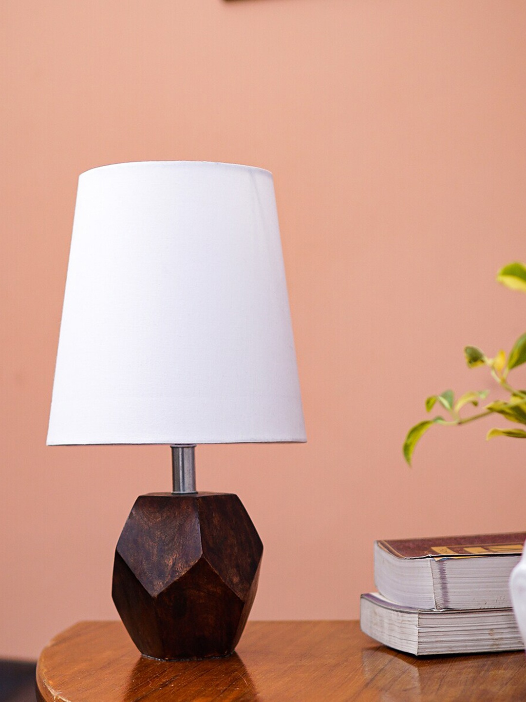 

Pinecraft INTERNATIONAL Brown and White Sefinn Table Lamp with Shade