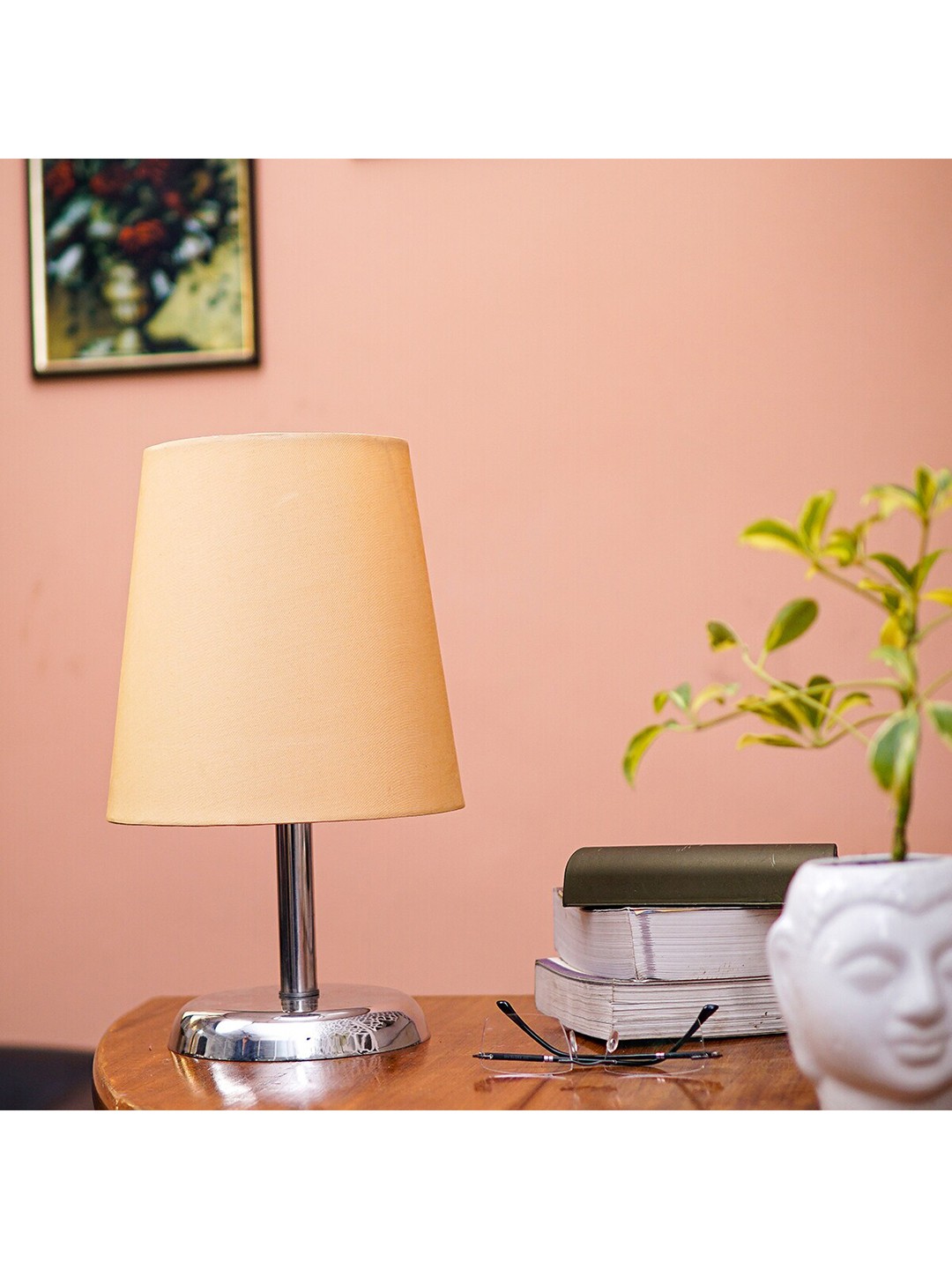 

Pinecraft INTERNATIONAL Gold Table Lamp with Shade