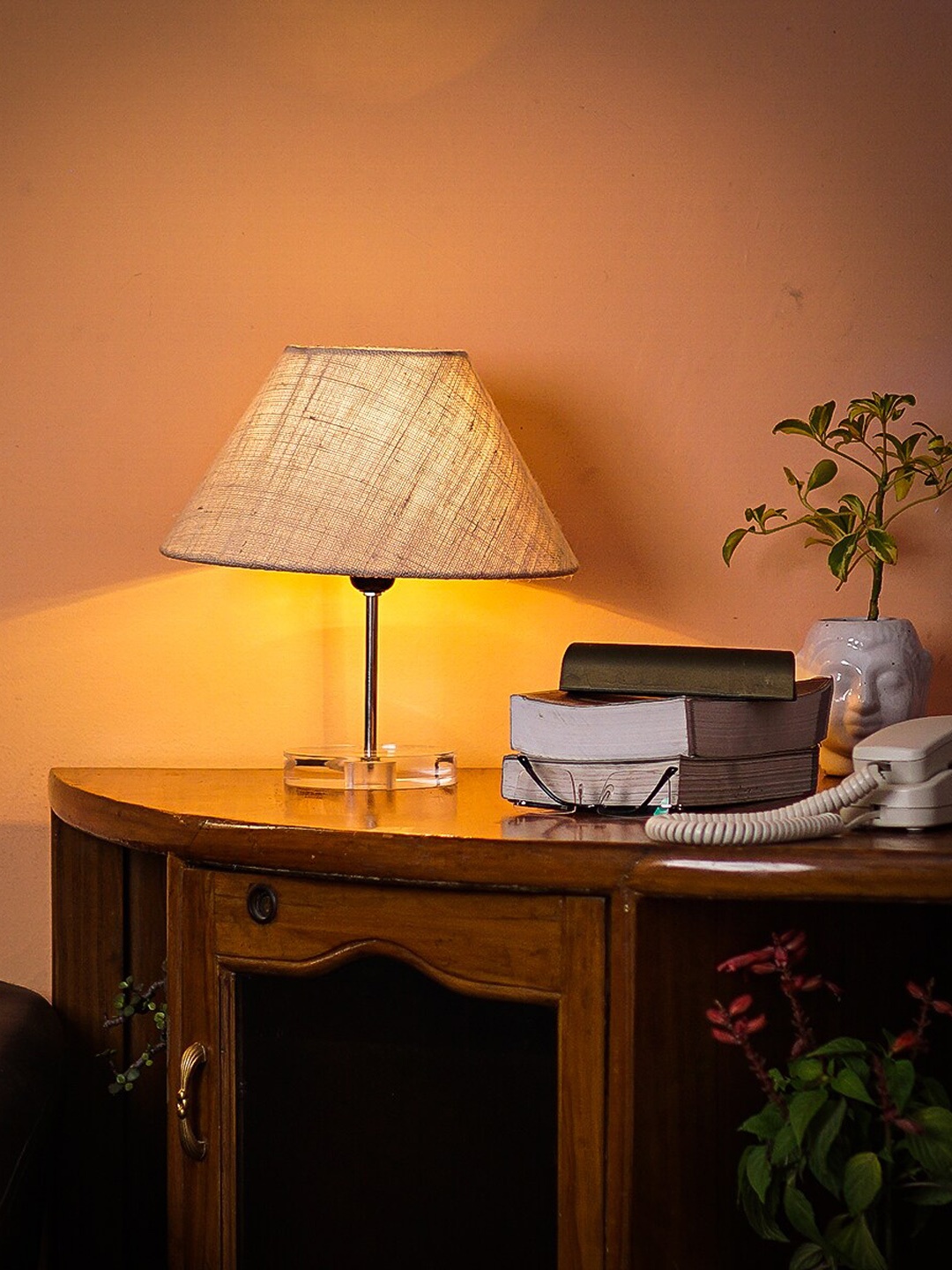 

Pinecraft INTERNATIONAL Transparent & Beige Table Lamp with Shade