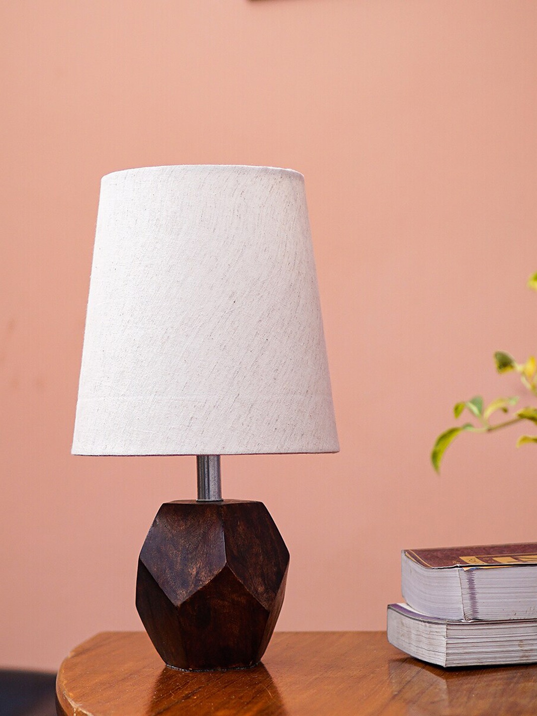 

Pinecraft INTERNATIONAL Beige Sefinn Table Lamp with Shade