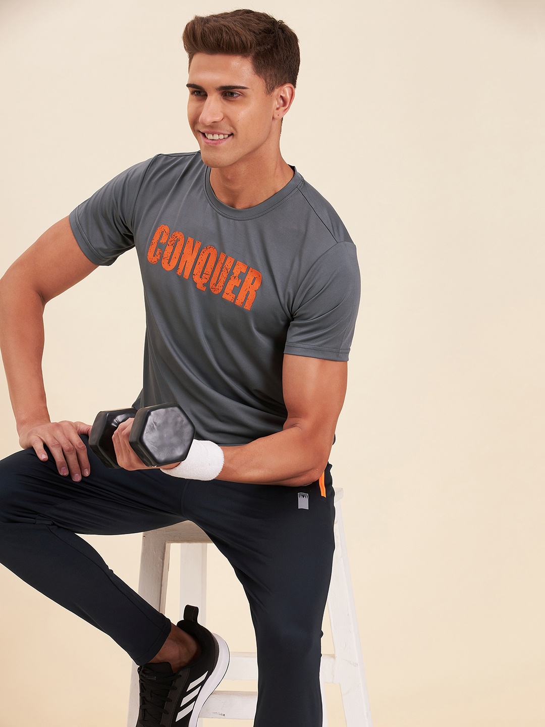 

MASCLN SASSAFRAS Men Grey Typography Printed Training T-shirt, Charcoal
