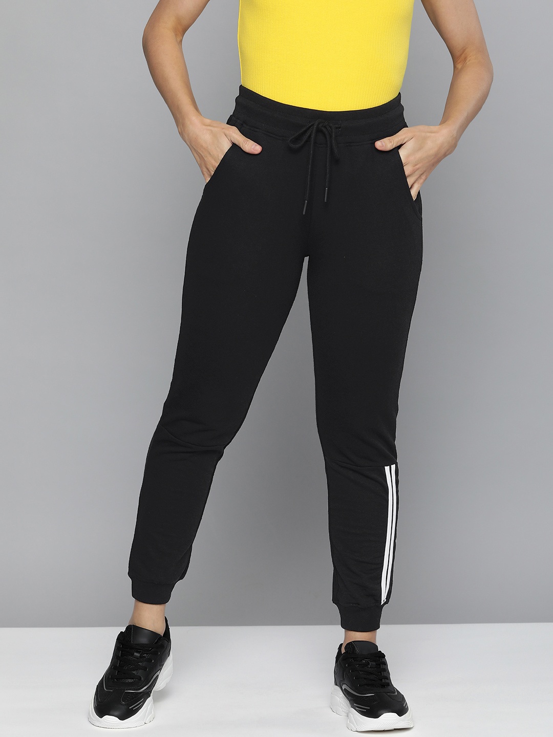 

Harvard Women Black Contrast Tipping Joggers