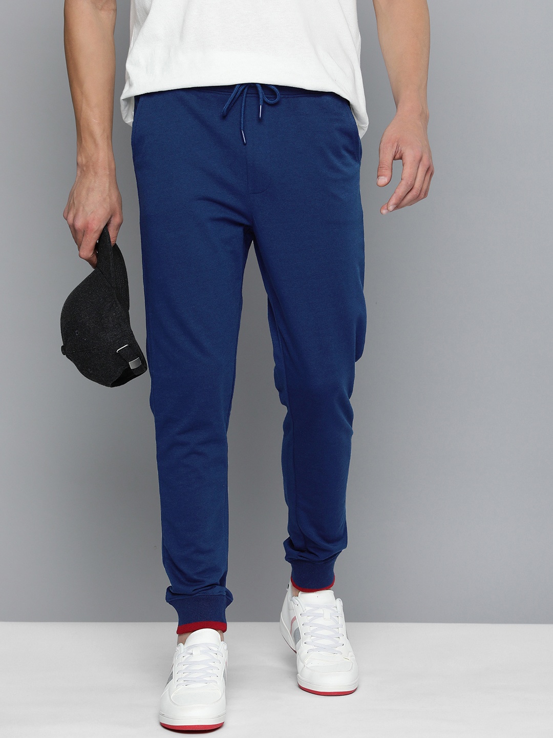 

Harvard Men Solid Joggers, Blue