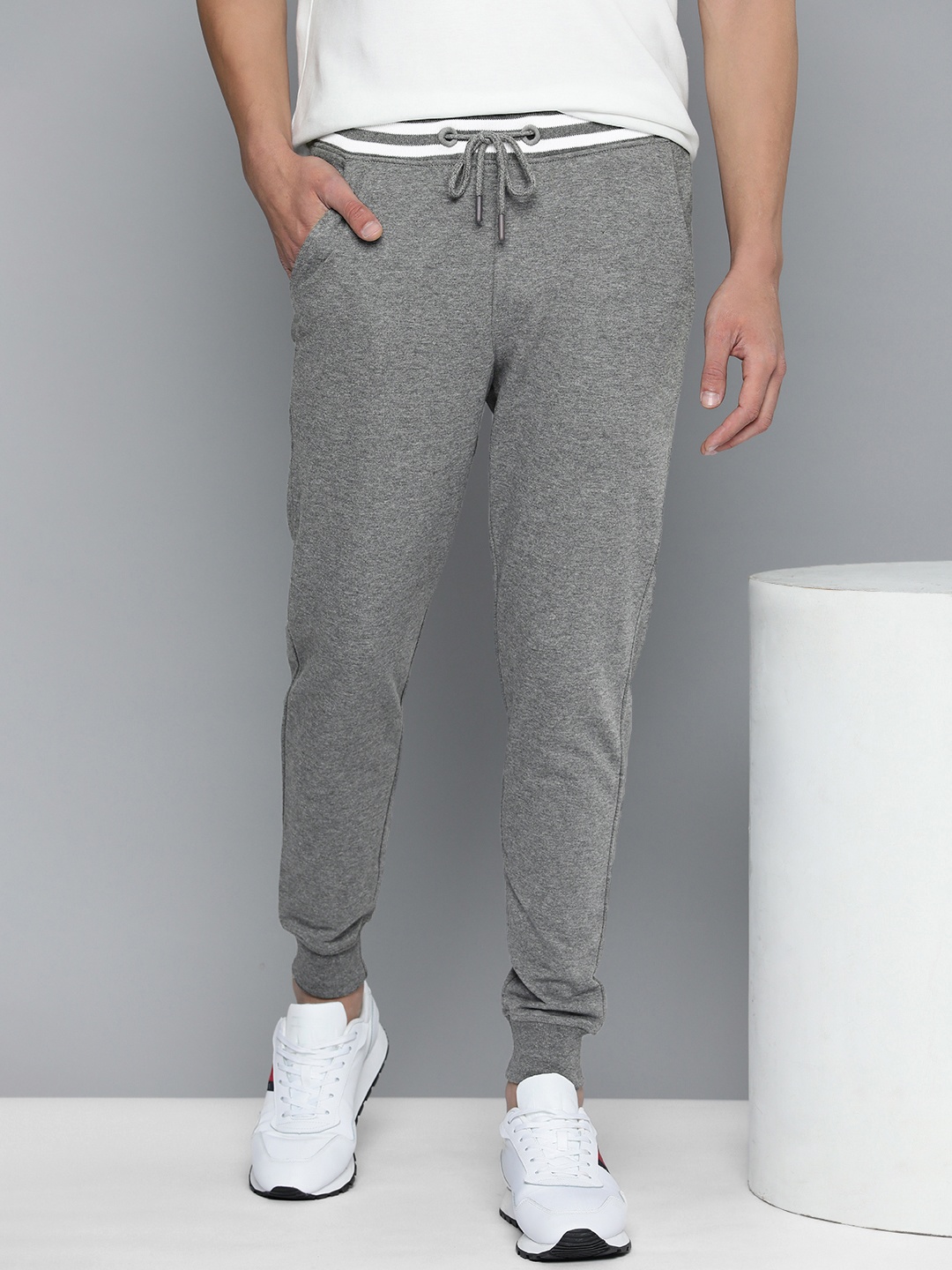 

Harvard Men Solid Joggers, Grey melange
