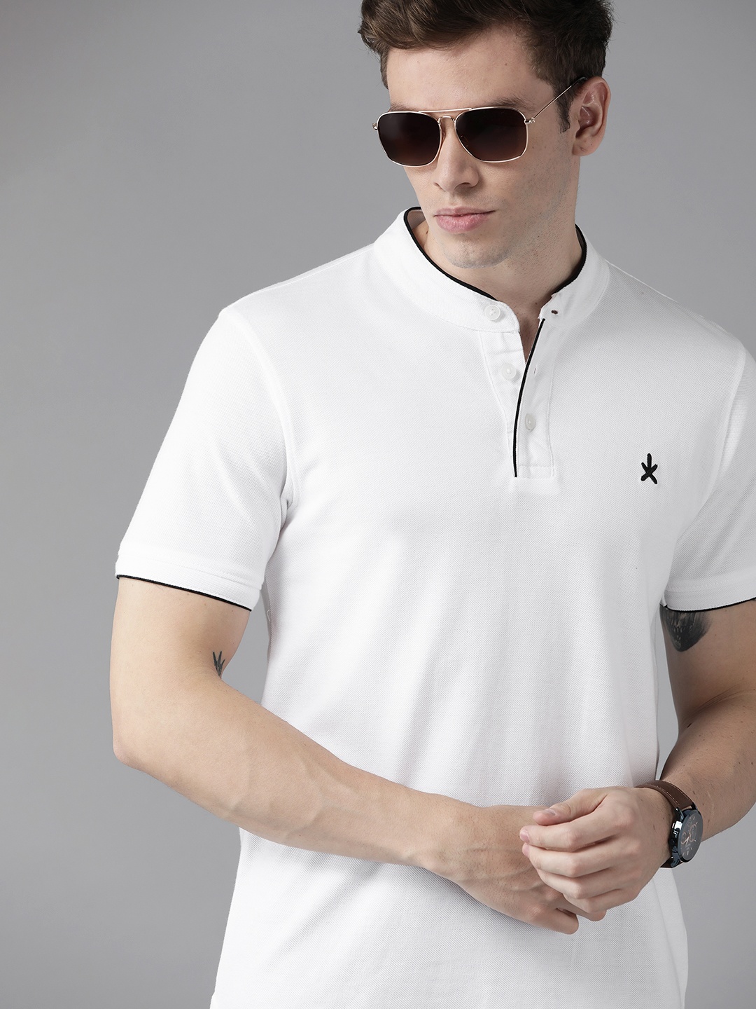 

Roadster Men White Mandarin Collar Pure Cotton T-shirt