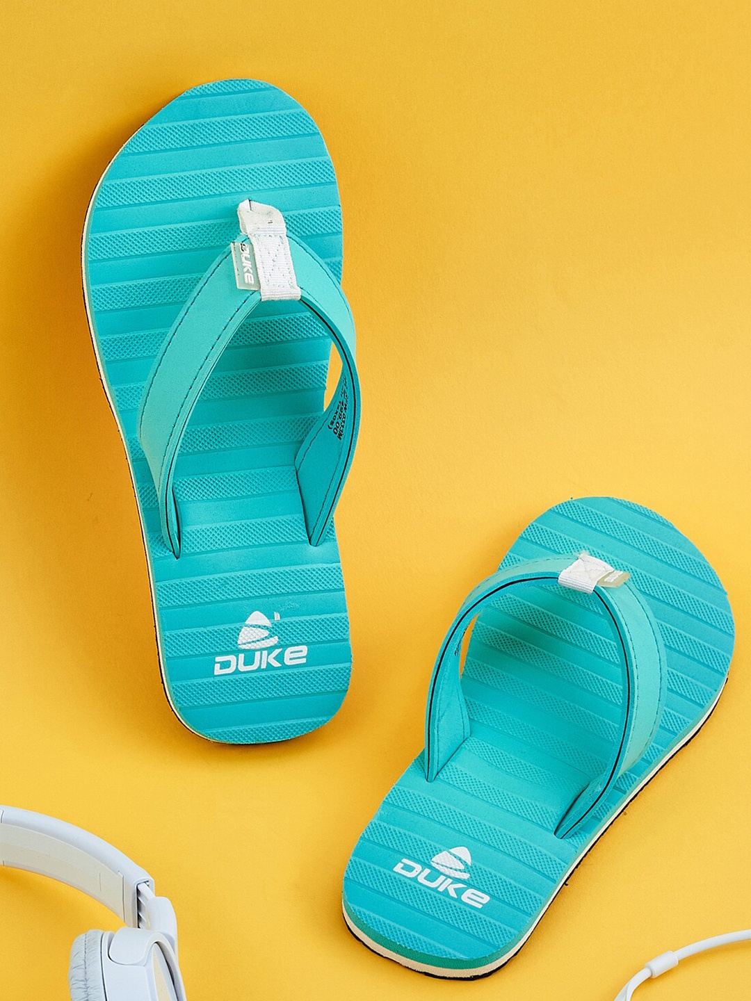 

Duke Women Sea Green & White Slip-On