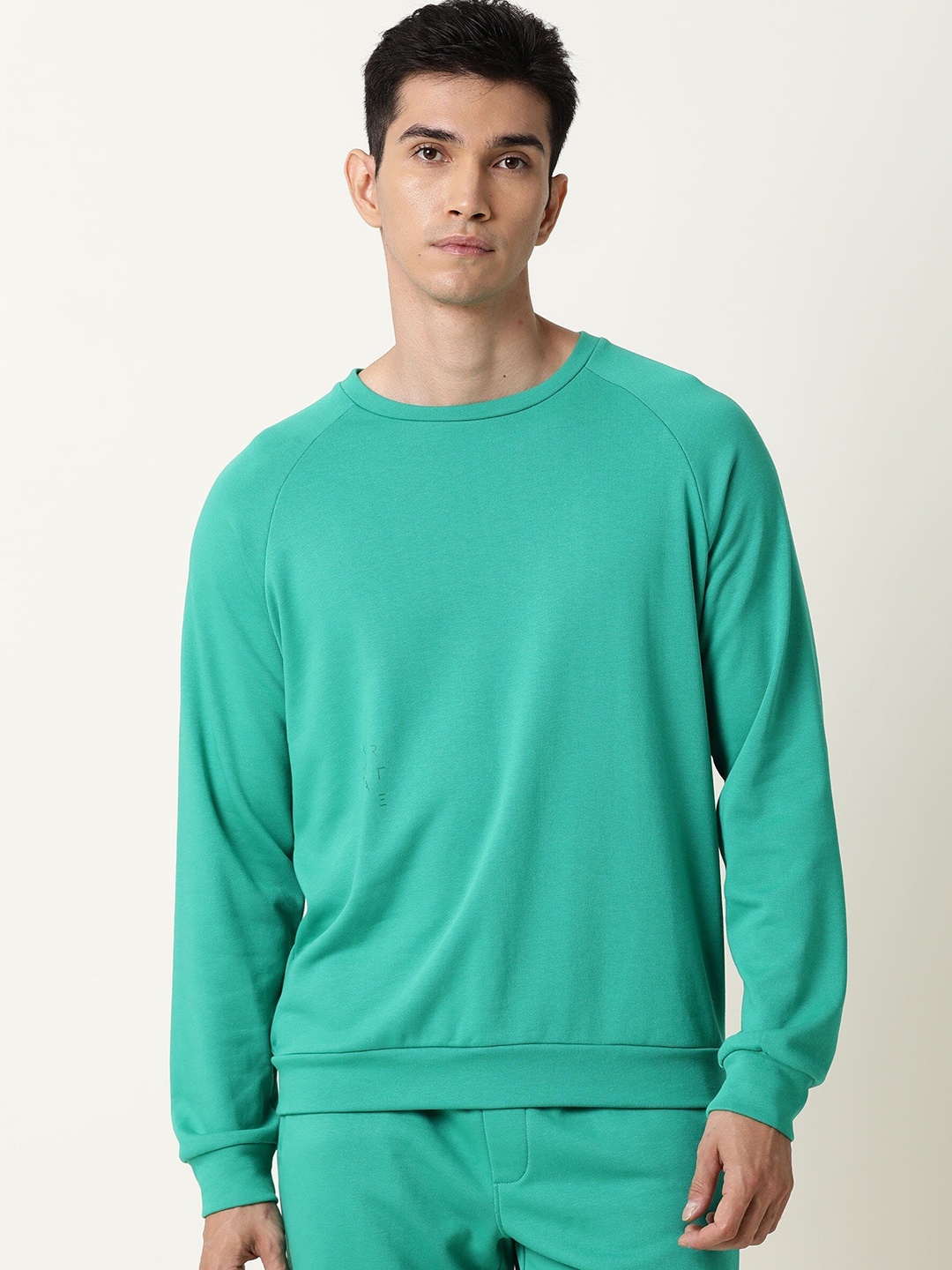 

ARTICALE Men Green Sweatshirt