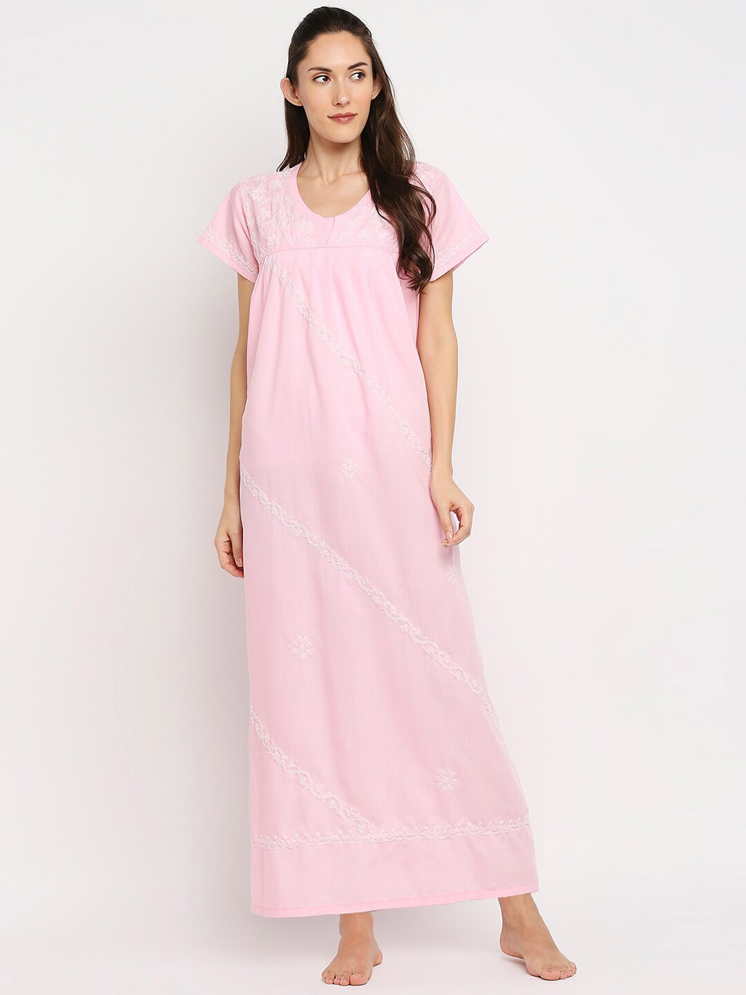 

Indiankala4u Pink Embroidered Chikankari Night Gown