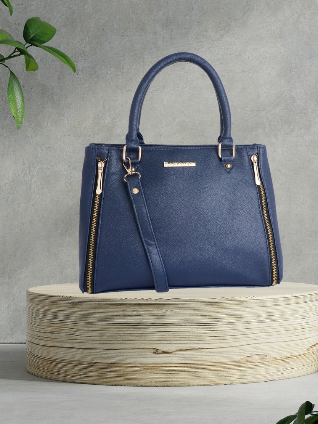 

Lapis O Lupo Blue Structured Handheld Bag