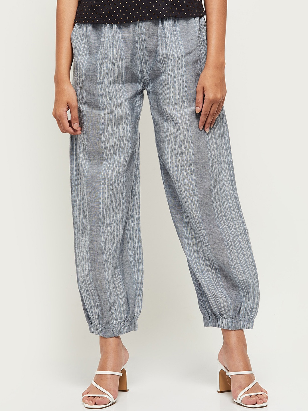 

max Women Grey Striped Trousers