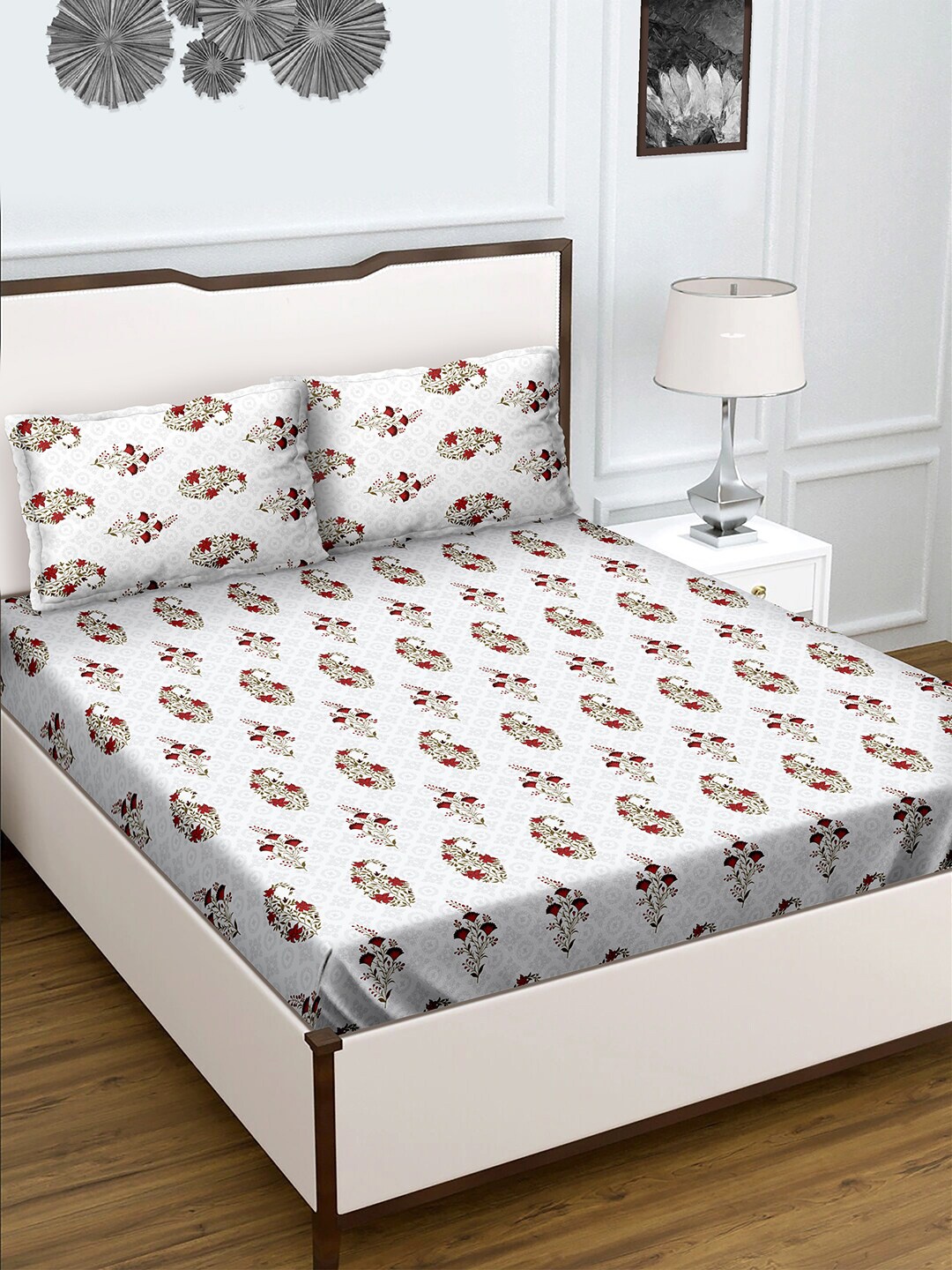 

BELLA CASA Red & White Floral 180 TC Cotton King Bedsheet with 2 Pillow Covers