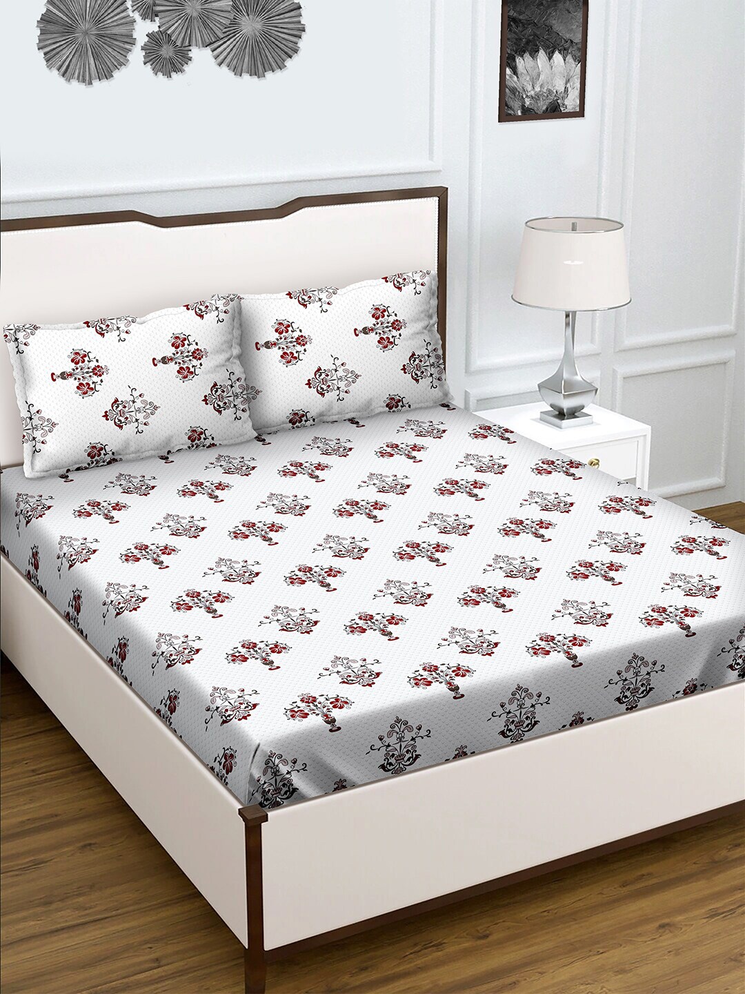 

BELLA CASA Red & White Floral 180 TC King Bedsheet with 2 Pillow Covers