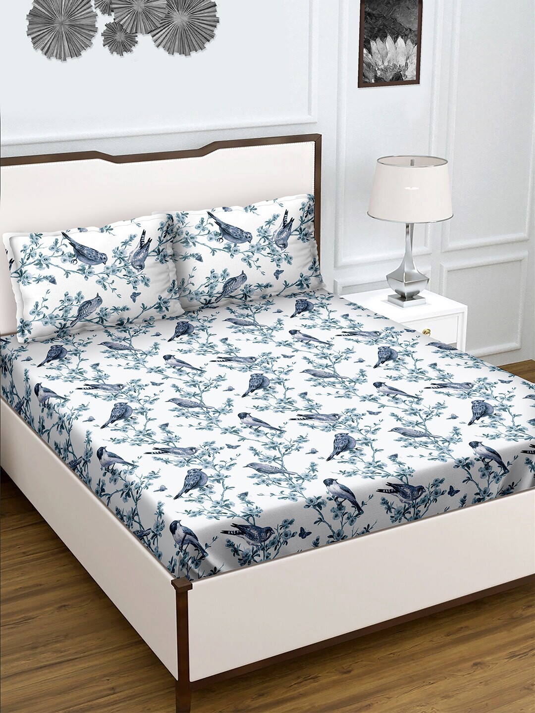 

BELLA CASA White & Blue Floral 180 TC Cotton King Bedsheet with 2 Pillow Covers