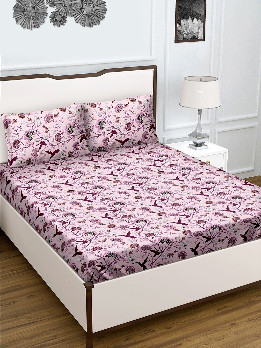 

BELLA CASA Pink & White 180 TC King Bedsheet with 2 Pillow Covers