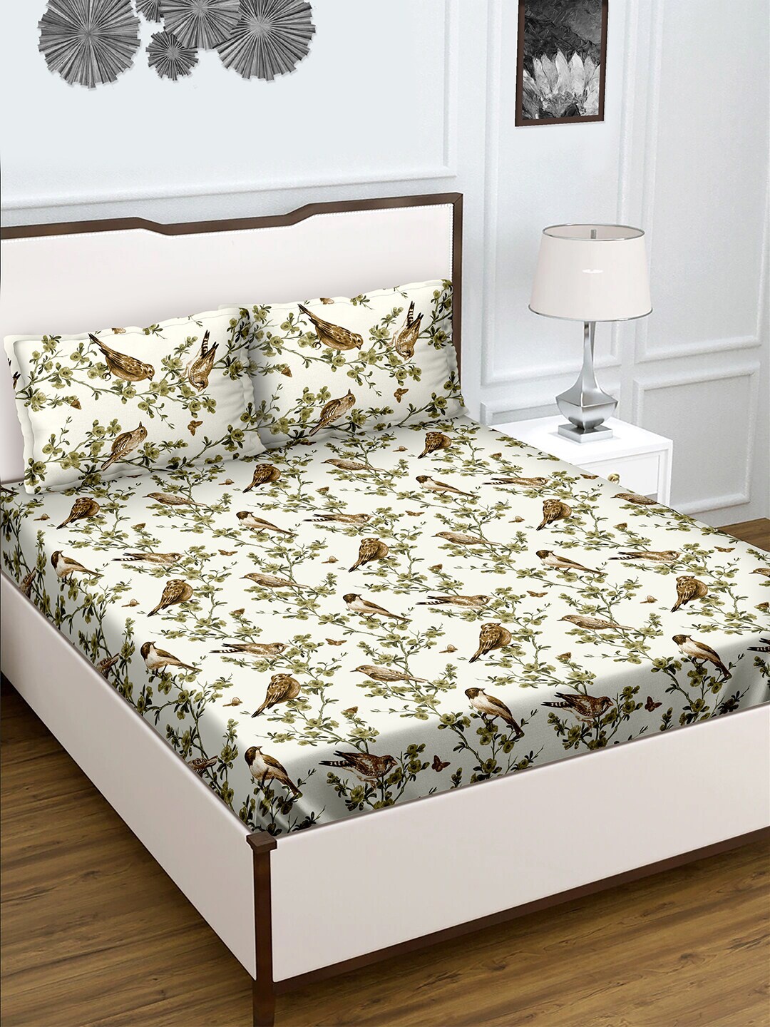 

BELLA CASA White & Green 180 TC Cotton King Bedsheet with 2 Pillow Covers
