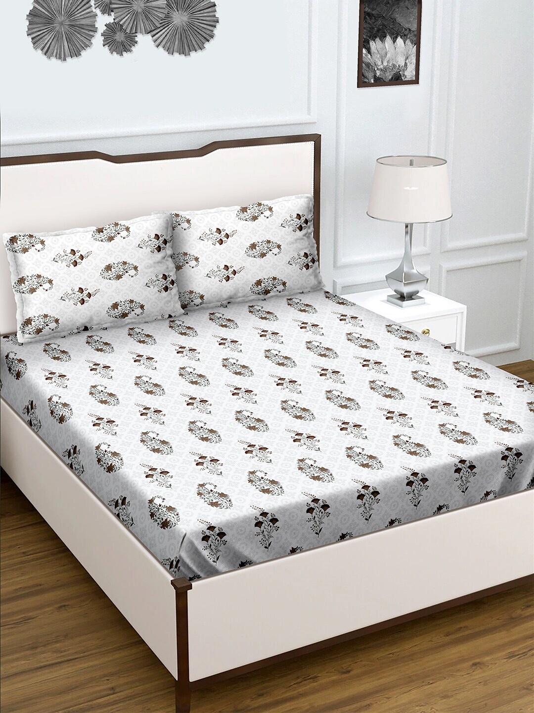 

BELLA CASA White & Brown Ethnic Motifs 180 TC Cotton King Bedsheet with 2 Pillow Covers