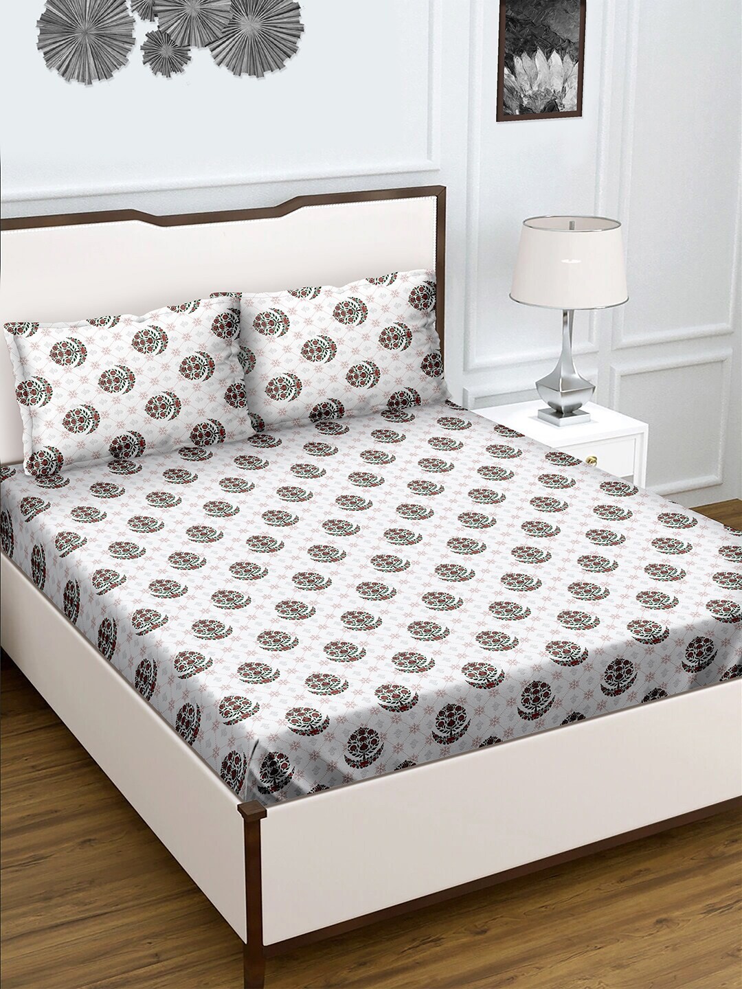 

BELLA CASA White & Rust Floral 180 TC King Cotton Bedsheet with 2 Pillow Covers