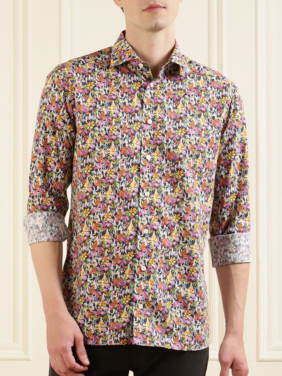 

Eton Men Mullticoloured Slim Fit Floral Printed Casual Shirt, Multi