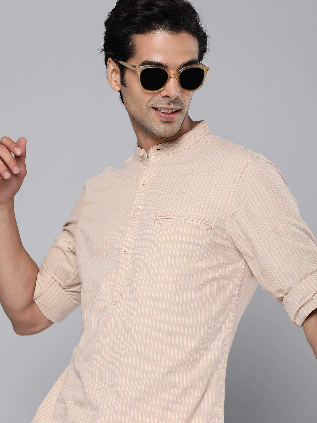 

HERE&NOW Men Beige & White Striped Casual Pure Cotton Shirt