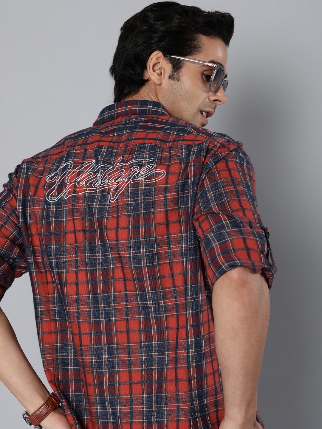 

HERE&NOW Men Navy Blue & Maroon Tartan Checks Checked Casual Pure Cotton Shirt