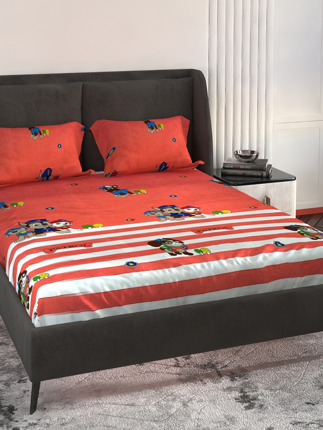 

LABHAM Orange & White Graphic 180 TC King Bedsheet with 2 Pillow Covers