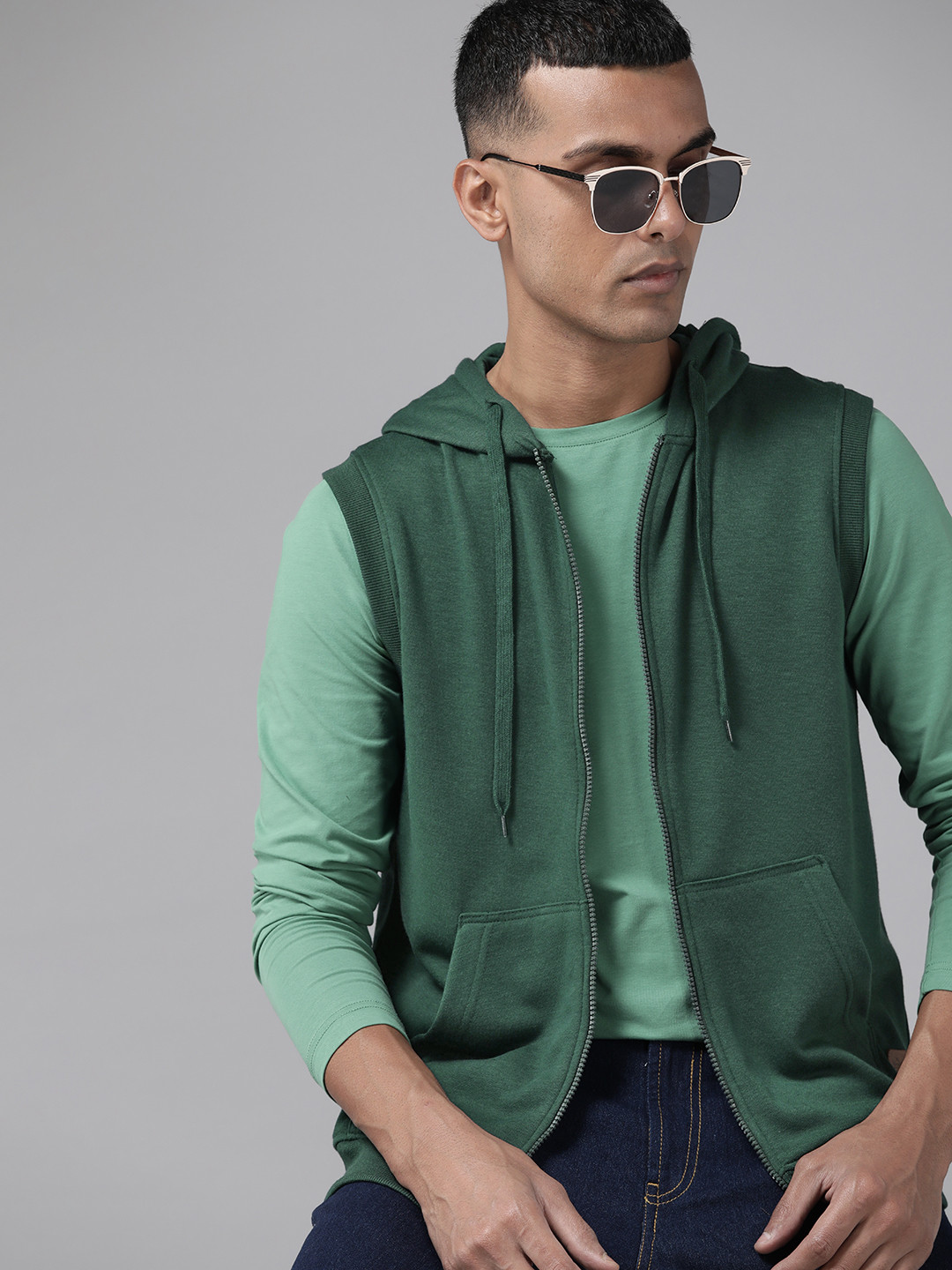 

The Roadster Lifestyle Co. Sleeveless Hooded Sweatshirt, Green