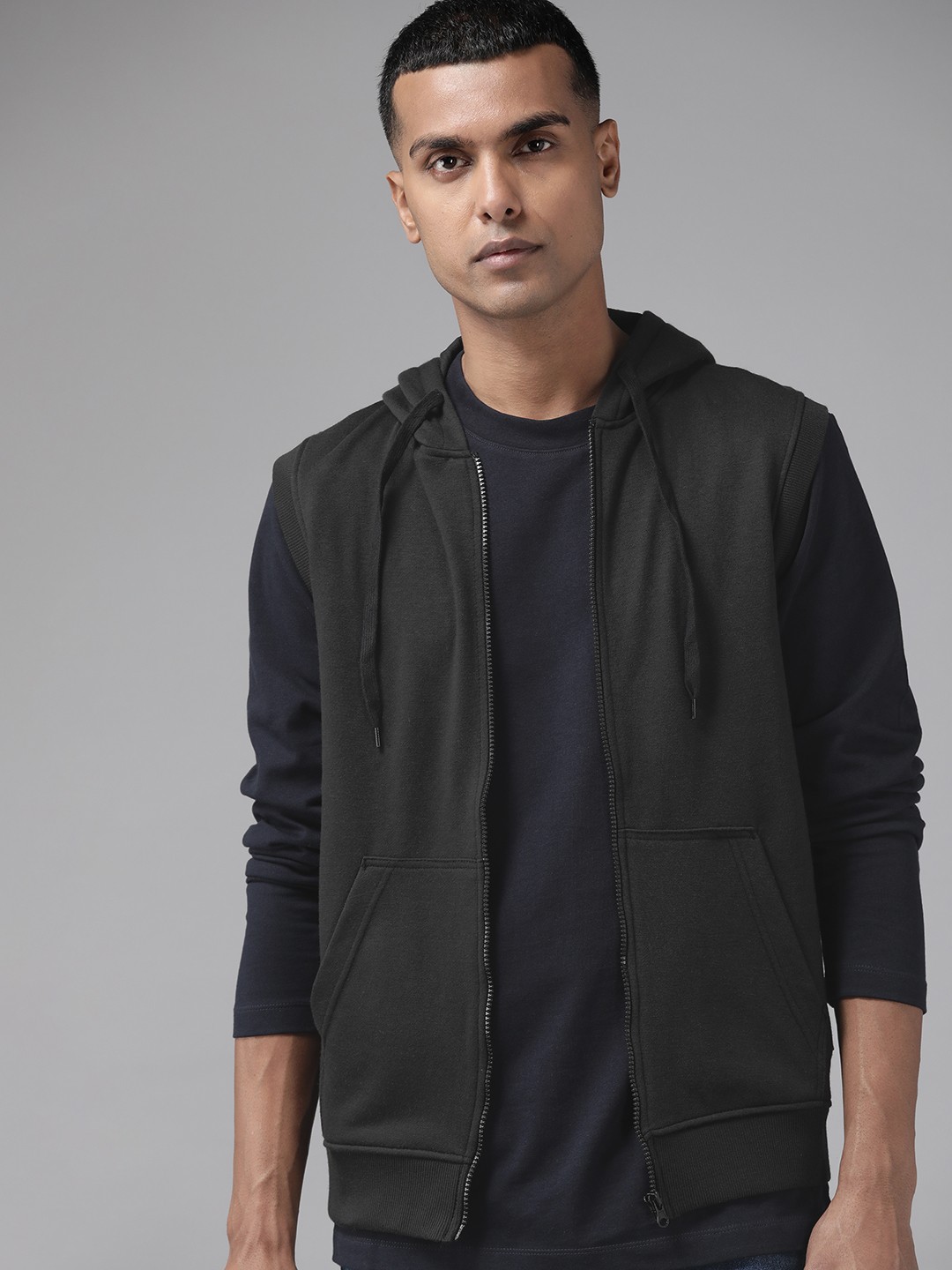 

The Roadster Lifestyle Co. Men Sleeveless Hooded Sweatshirt, Black