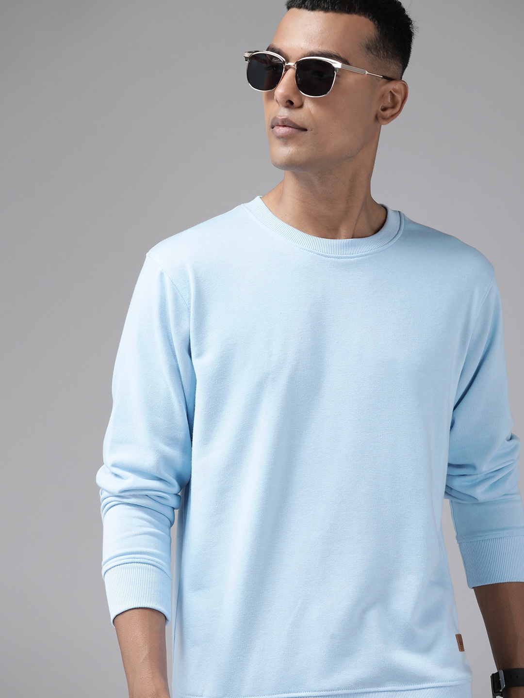 

The Roadster Lifestyle Co. Men Round Neck Pullover, Blue