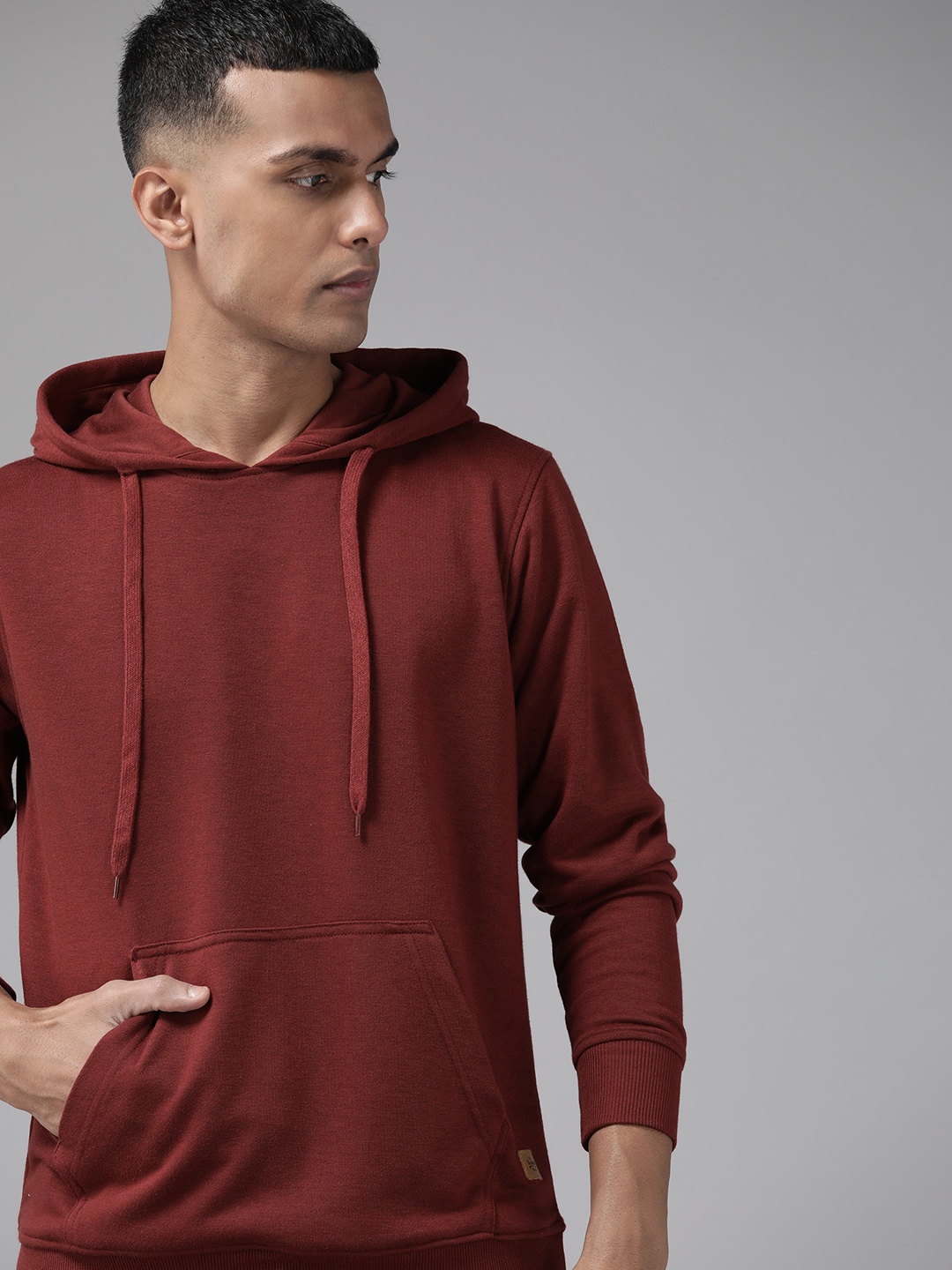 The Roadster Lifestyle Co. Men Hooded Sweatshirt PaisaWapas