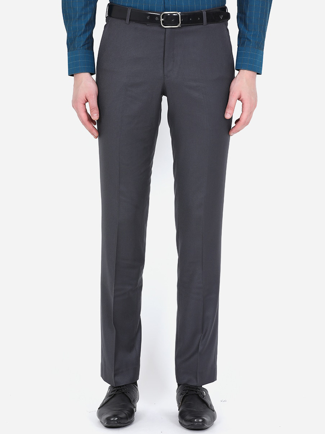 

METAL Men Grey Solid Slim Fit Formal Trousers